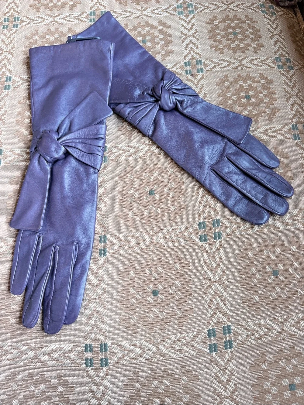 Cole Haan Purple Leather Gloves | Knot Detail | Women’s Dress Gloves